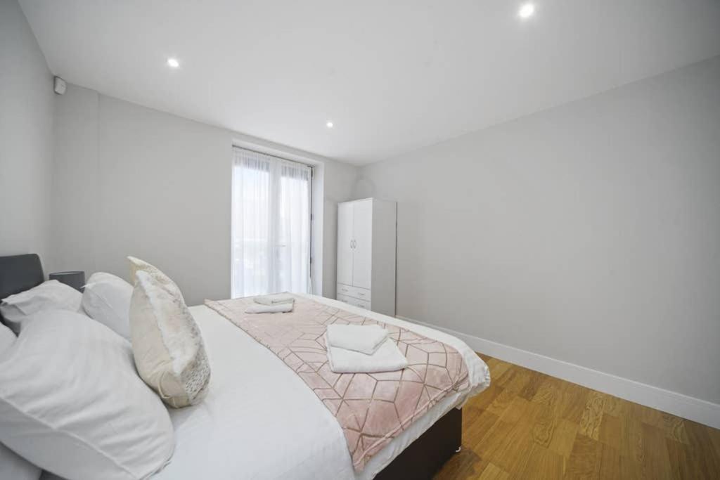 Flat 3 Bridge House Lejlighed Staines-upon-Thames Eksteriør billede