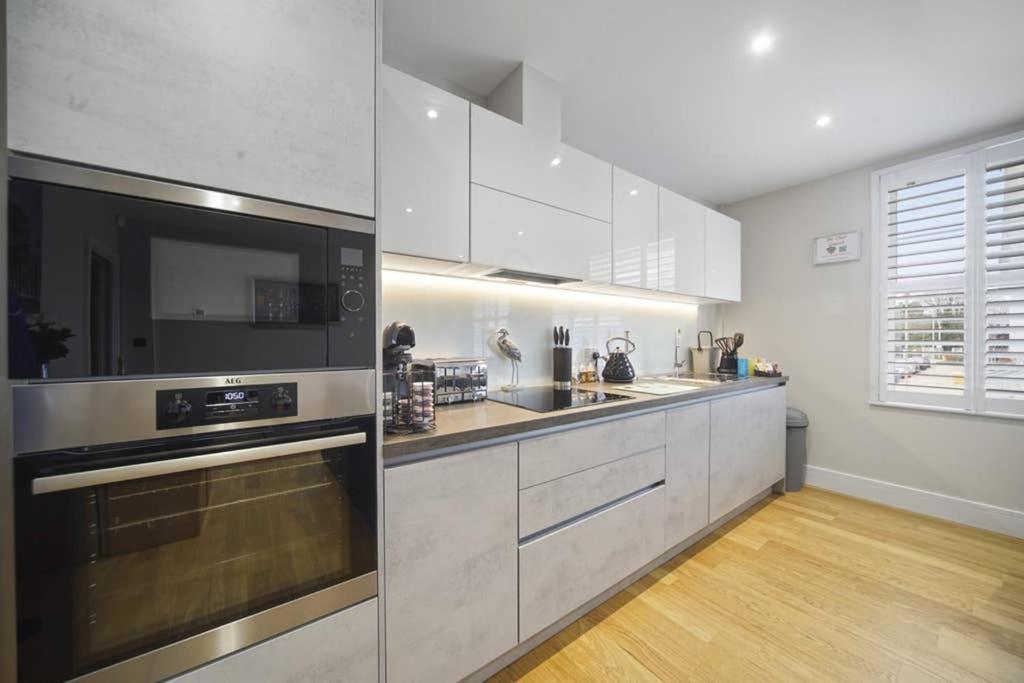 Flat 3 Bridge House Lejlighed Staines-upon-Thames Eksteriør billede
