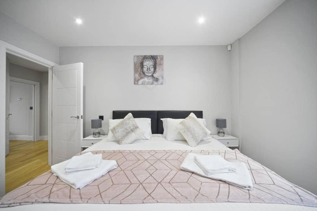 Flat 3 Bridge House Lejlighed Staines-upon-Thames Eksteriør billede