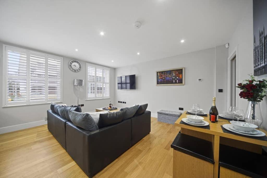 Flat 3 Bridge House Lejlighed Staines-upon-Thames Eksteriør billede